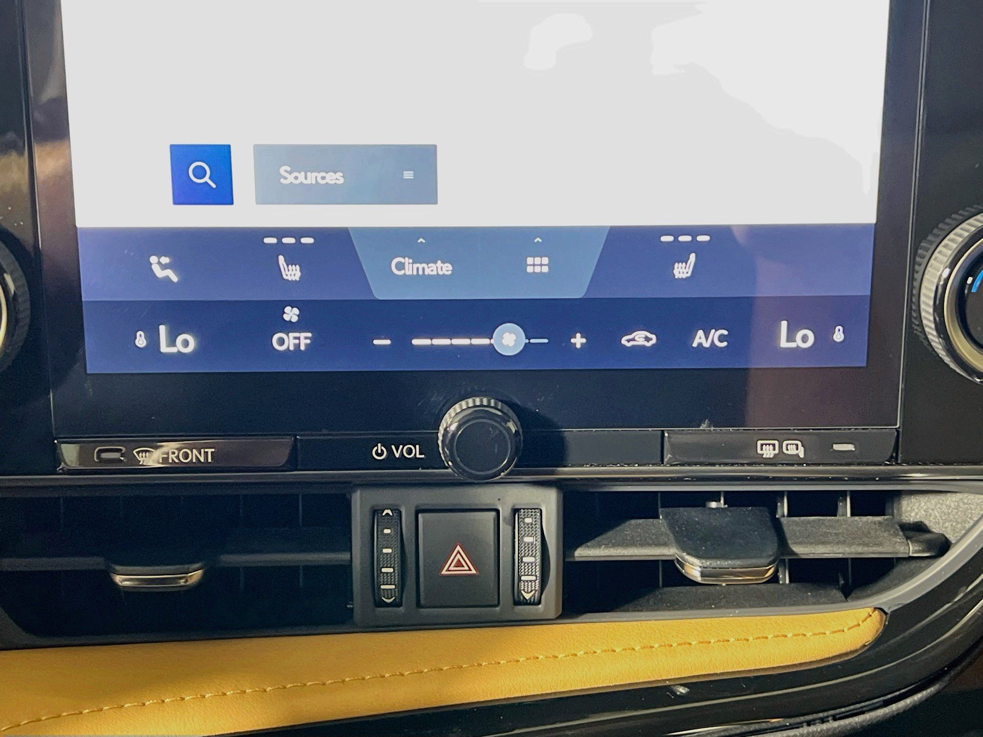 Used 2025 Lexus NX 250 FWD w/ Towing Package (2000 Lbs) image 26