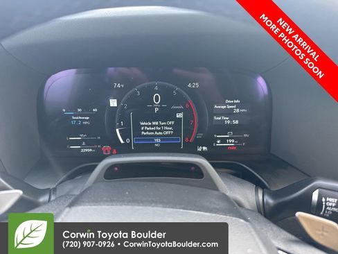 Used 2024 Lexus GX 550 w/ Accessory Package (2T) AWD/4WD image 13