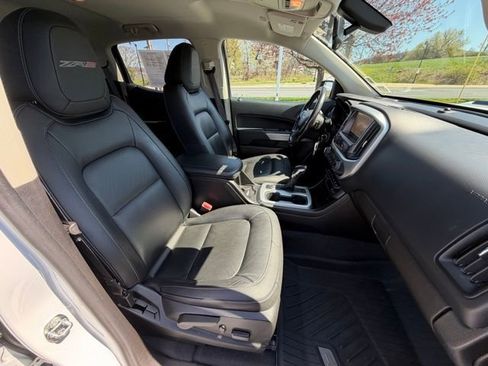 Certified 2022 Chevrolet Colorado ZR2 AWD/4WD image 34