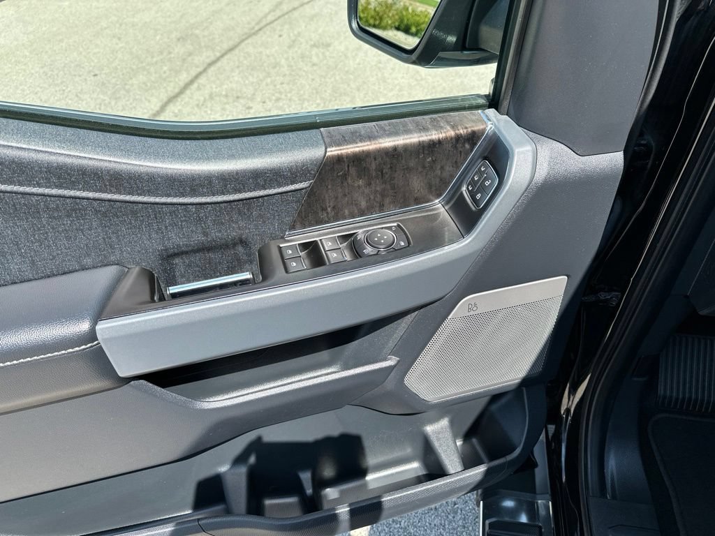 Used 2022 Ford F150 Lariat AWD/4WD image 23