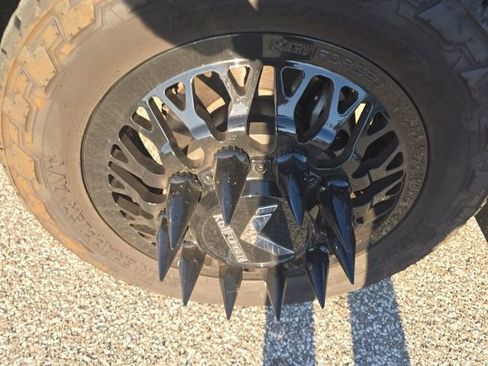 Used 2025 Ford F450 Platinum w/ Platinum Plus Package image 7