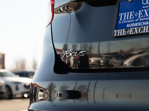 Used 2015 Ford Focus ST w/ Equipment Group 402A image 30