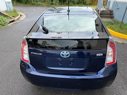 Used 2015 Toyota Prius Persona Series FWD image 14