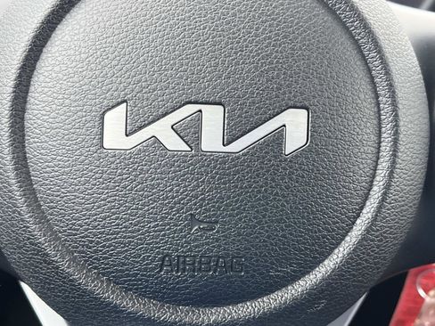 Certified 2022 Kia Soul LX w/ Technology Package image 24