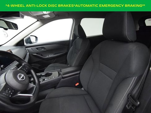 Used 2024 Nissan Rogue S FWD image 12