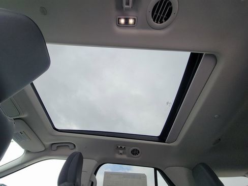 New 2026 Ford Explorer Active w/ Active Comfort Package image 13