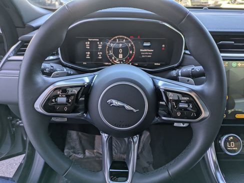 Used 2024 Jaguar XF R-Dynamic SE image 18