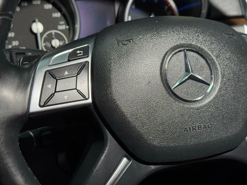 Used 2016 Mercedes-Benz GL 450 4MATIC w/ Premium I Package image 38