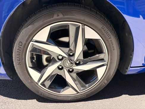 Used 2023 Hyundai Elantra SEL w/ Convenience Package FWD image 28