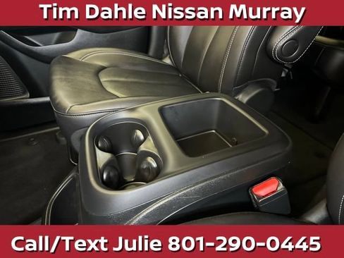 Used 2026 Chrysler Pacifica Select FWD image 31