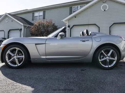Used 2008 Saturn Sky Red Line RWD image 3
