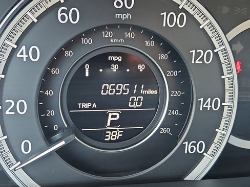 Used 2014 Honda Accord EX image 6