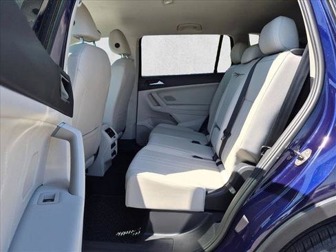 Used 2023 Volkswagen Tiguan SE FWD image 19