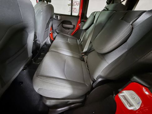 Used 2023 Jeep Wrangler Unlimited w/ Cold Weather Group image 28