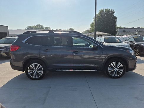Used 2022 Subaru Ascent Limited AWD/4WD image 5