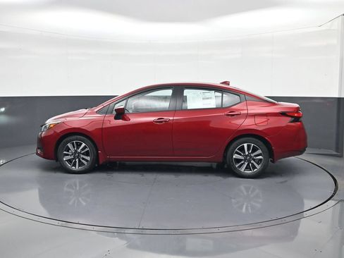 New 2025 Nissan Versa SV w/ Trunk Package FWD image 17