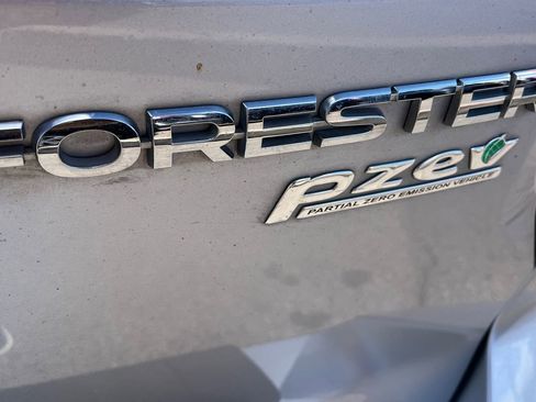 Used 2016 Subaru Forester 2.5i Touring w/ Eyesight & Navigation System image 27