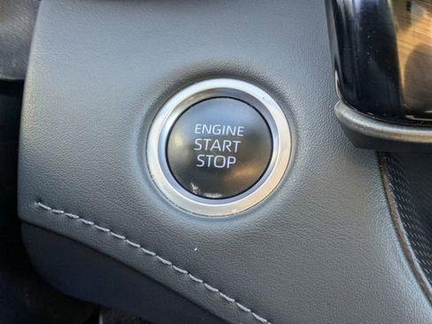 Used 2024 Toyota Highlander LE image 19