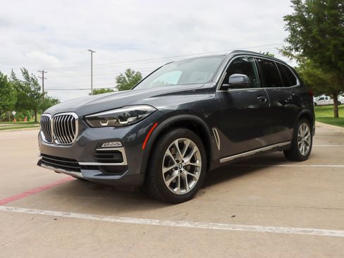 Used 2020 BMW X5 sDrive40i w/ Premium Package RWD image 3