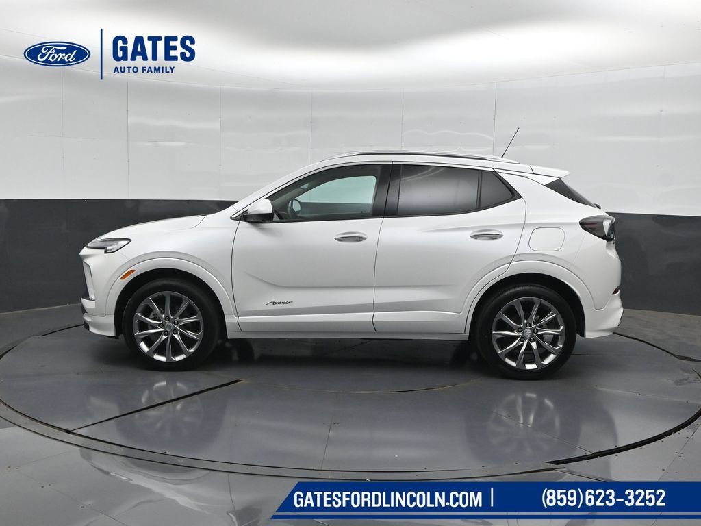 Used 2024 Buick Encore GX Avenir w/ Avenir Technology Package AWD/4WD image 7