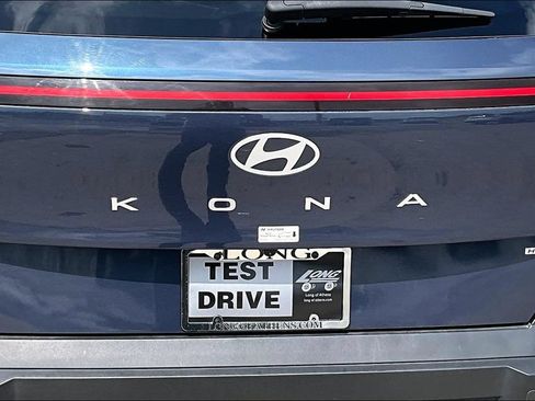 Used 2025 Hyundai Kona SEL AWD/4WD image 8
