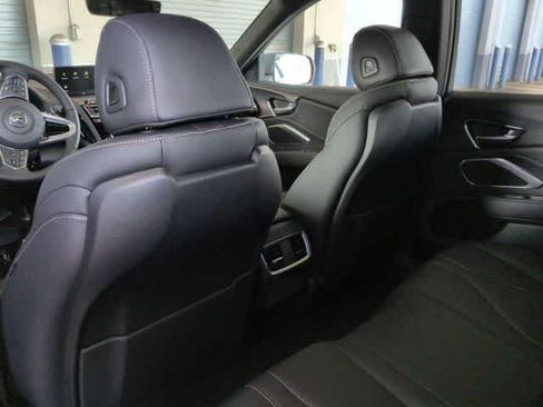 Certified 2026 Acura RDX SH-AWD image 19