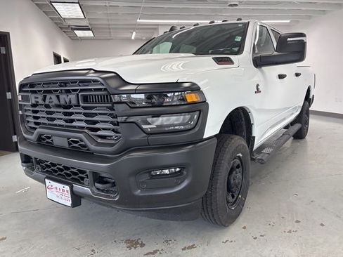 New 2026 RAM 2500 Tradesman AWD/4WD image 3