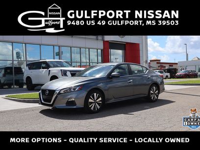 Used 2022 Nissan Altima 2.5 SV