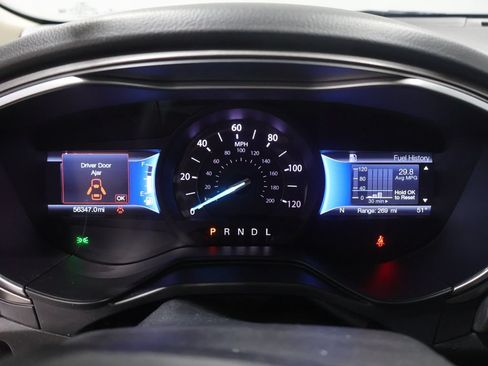 Used 2019 Ford Fusion SEL FWD image 41