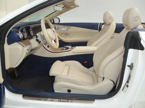 Used 2018 Mercedes-Benz E 400 Cabriolet w/ Premium 2 Package (Q02) image 19