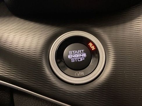 New 2025 Jeep Grand Cherokee Laredo w/ Luxury Tech Group I image 17