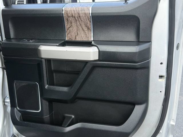 Used 2017 Ford F250 Lariat w/ Lariat Ultimate Package AWD/4WD image 29
