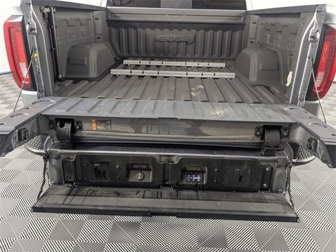 Used 2022 GMC Sierra 1500 AT4 w/ AT4 Premium Package image 29