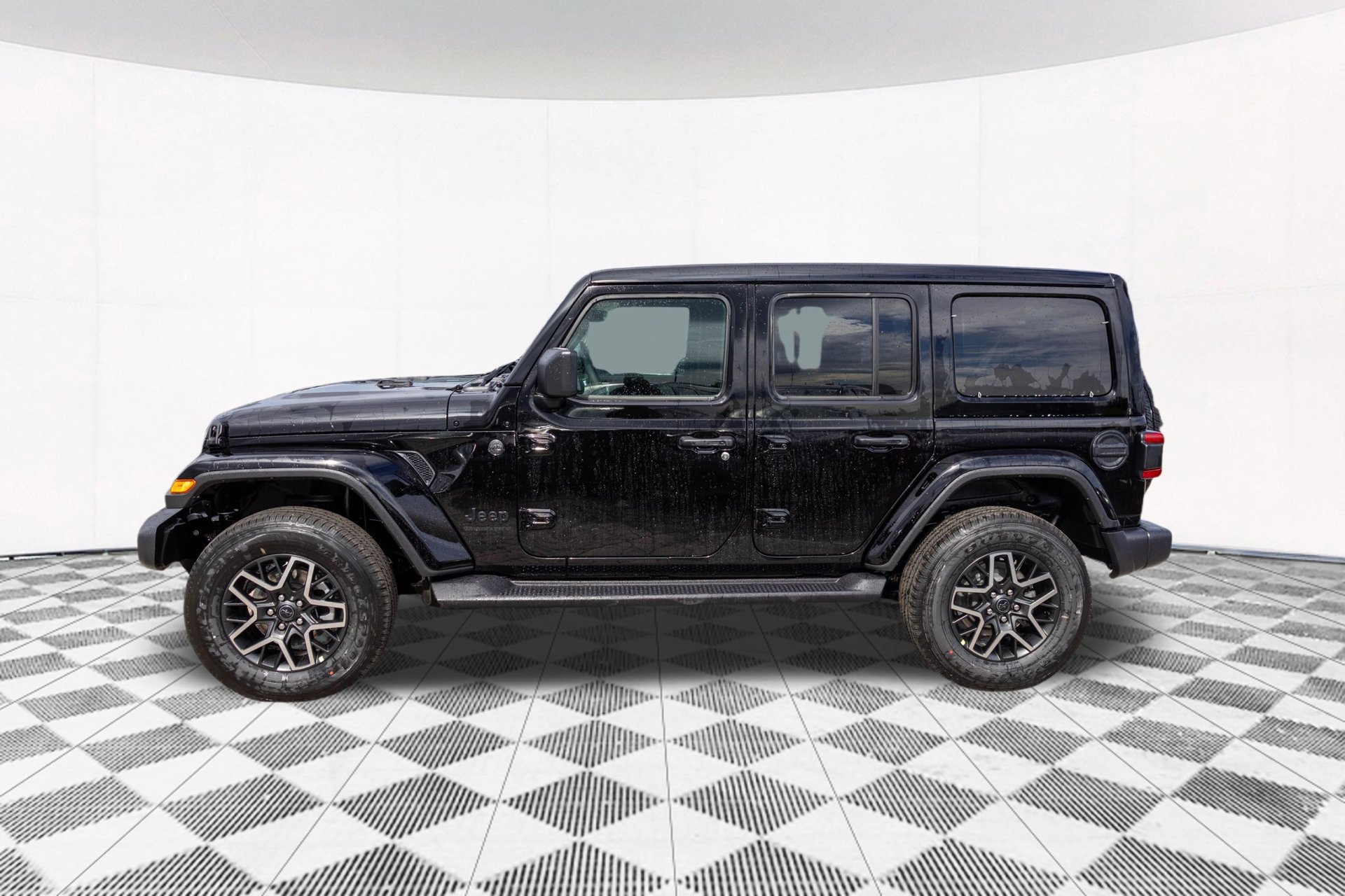 New 2027 Jeep Wrangler Unlimited Sahara AWD/4WD image 8