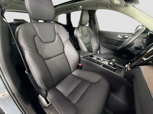 Used 2023 Volvo XC60 B5 Plus w/ Climate Package AWD/4WD image 28