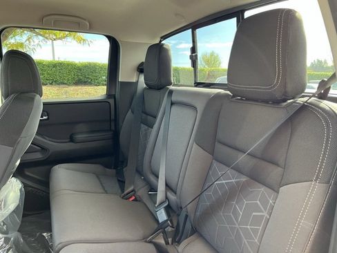 New 2026 Nissan Frontier SV w/ Tow Package AWD/4WD image 27