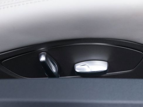 Used 2019 Porsche 911 Carrera S image 61