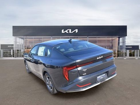 New 2026 Kia K4 FWD image 6