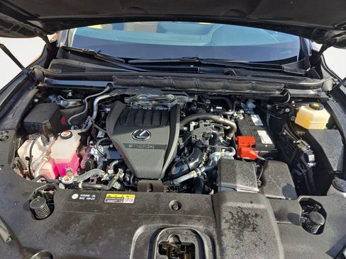 Used 2024 Lexus RX 350 Premium image 18