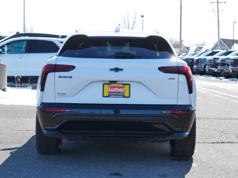 Used 2024 Chevrolet Blazer EV RS image 6
