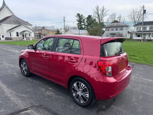 Used 2014 Scion xD image 8