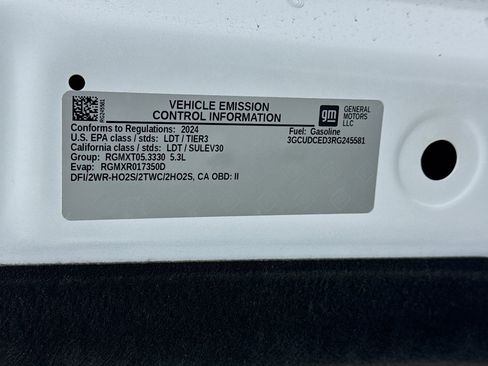 Used 2024 Chevrolet Silverado 1500 Custom Trail Boss w/ LPO, Dark Essentials Package image 20