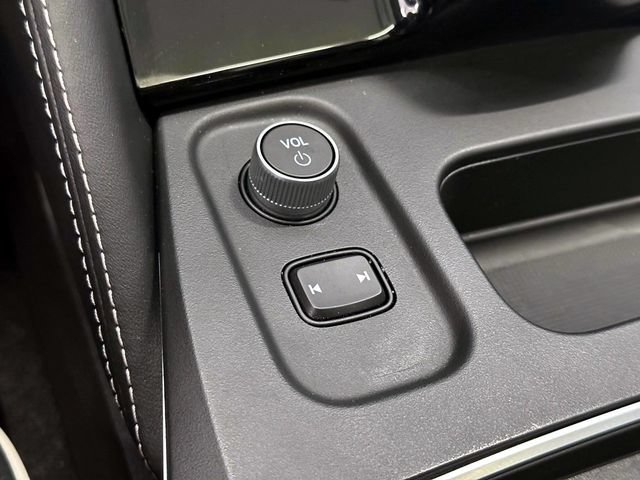 Certified 2025 Acura MDX w/ Advance Package AWD/4WD image 35