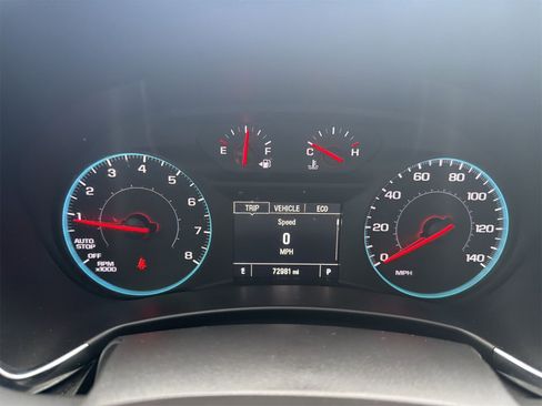 Used 2018 Chevrolet Equinox LS image 12