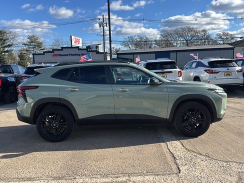 Used 2024 Chevrolet Trax ACTIV w/ Driver Confidence Package image 8