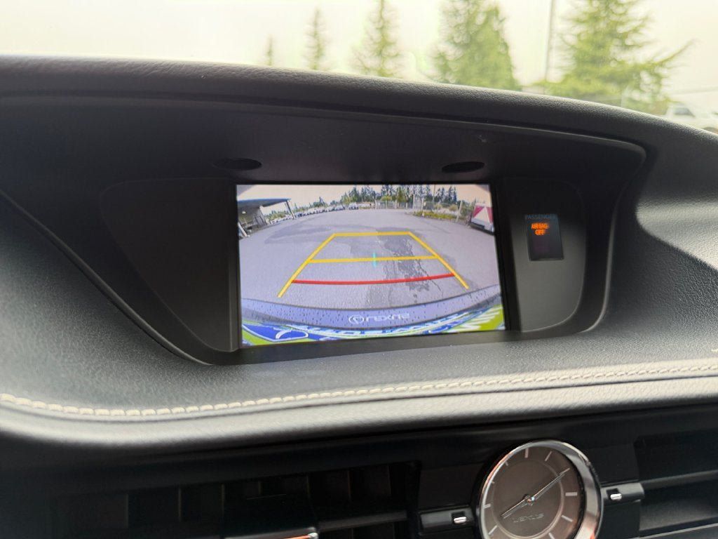Used 2016 Lexus ES 350 w/ Navigation System Package FWD image 18