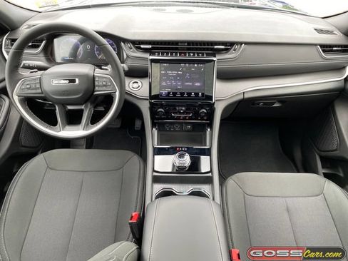 New 2026 Jeep Grand Cherokee Laredo X AWD/4WD image 9
