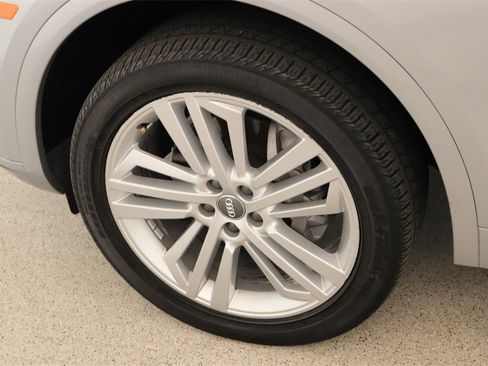 Used 2019 Audi Q5 2.0T Premium Plus image 32