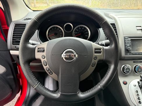 Used 2012 Nissan Sentra 2.0 SR w/ Special Edition Pkg FWD image 17