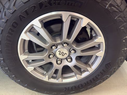 Used 2020 Ford F150 King Ranch w/ FX4 Off-Road Package AWD/4WD image 36